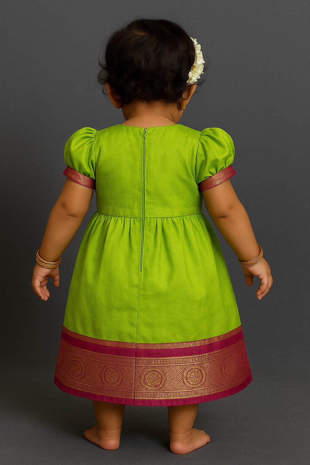 🌸 Baby Girl Ethnic Dress – Parrot Green with Pink Border